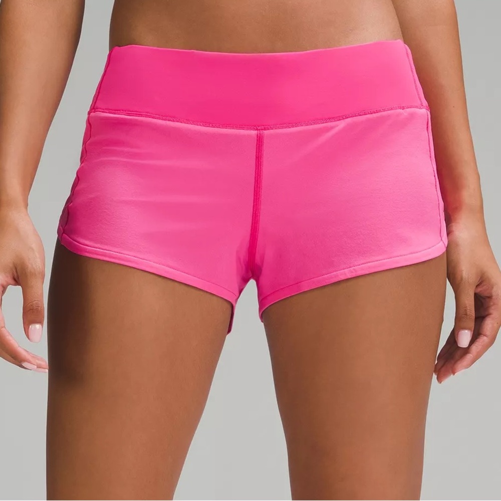 Lululemon Speed Up Short 2.5" in Sonic Pink š©· - Picture 4 of 16